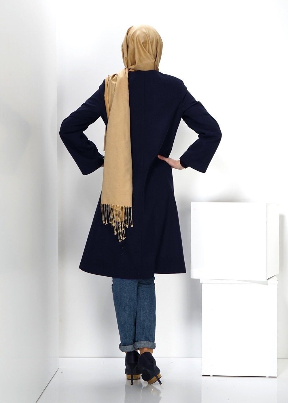 Tesettür giyim LACİVERT BİSİKLET YAKA FERMUARLI KABAN 9297