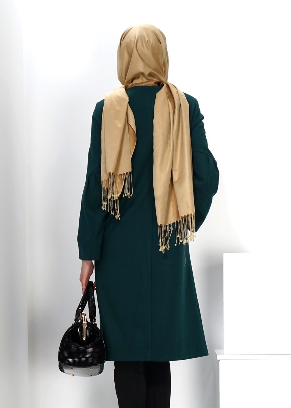 Tesettür giyim YEŞİL BİSİKLET YAKA FERMUARLI KABAN 9297