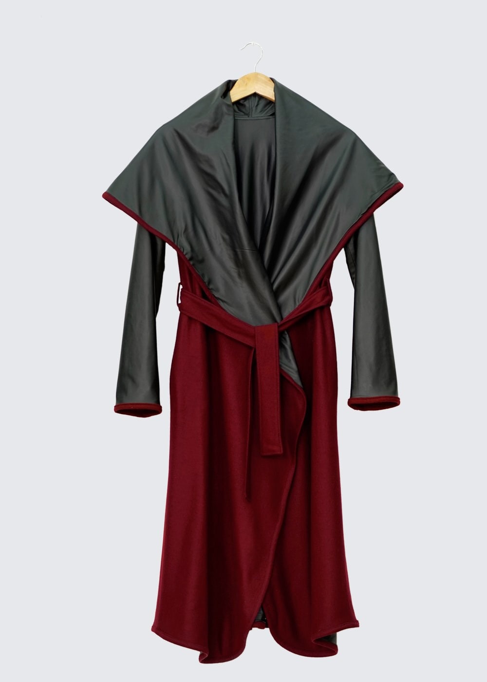 Tesettür giyim BORDO BELİ KUŞAKLI KABAN 9313