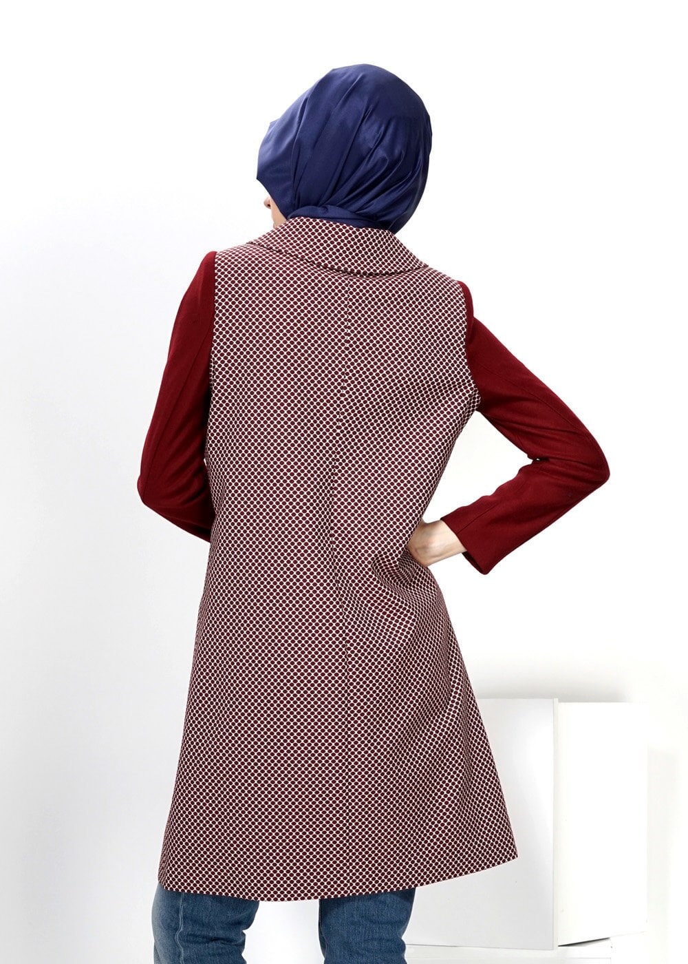 Tesettür giyim BORDO PETER PAN YAKA DESENLİ KABAN 9317
