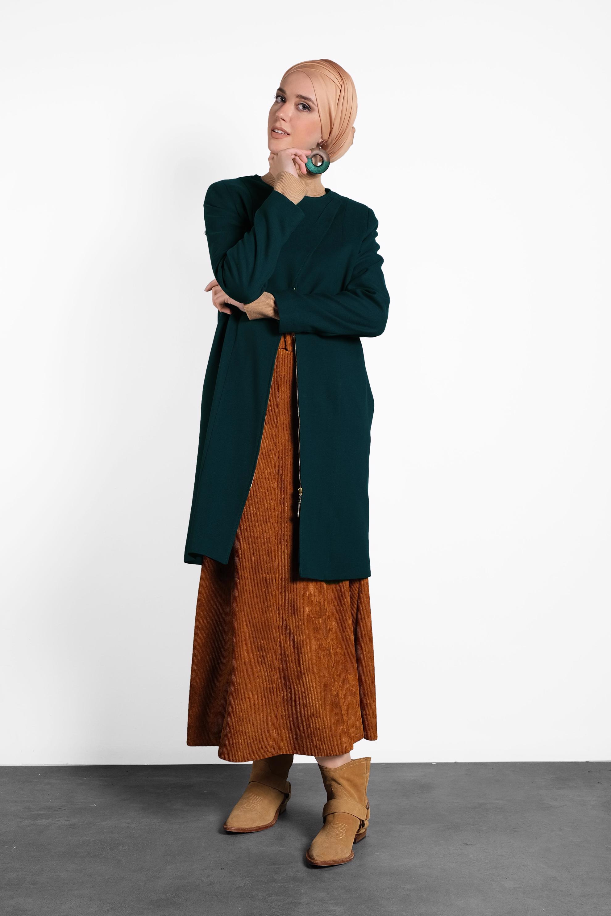 Tesettür giyim MAVİ ÇITÇITLI FERMUARLI KABAN 9318 