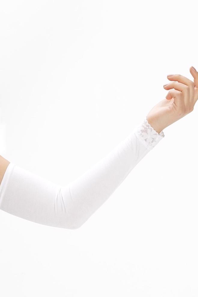 Tesettür giyim BEYAZ 40055 DANTELLİ KOLLUK - ALVİNA