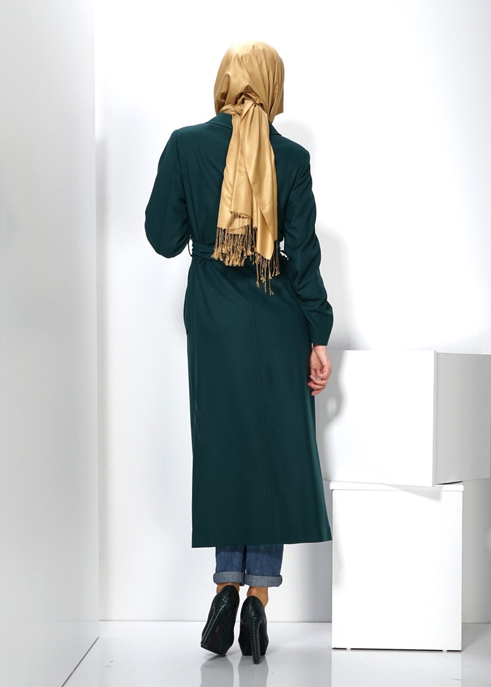 Tesettür giyim MAVİ CEPLİ TESETTÜR MANTO 9302