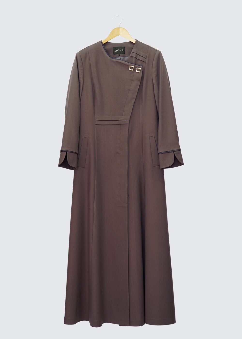 Tesettür giyim VİZON CEP DETAYLI DÜZ MANTO 9312