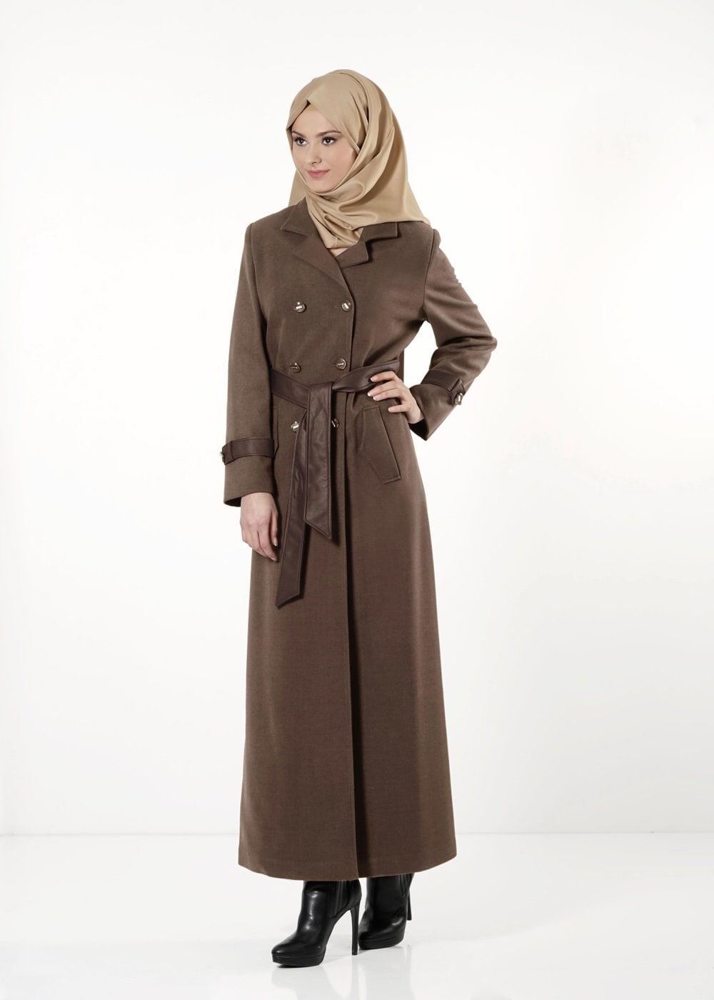 Tesettür giyim VİZON KRUVAZE YAKA MANTO 9324