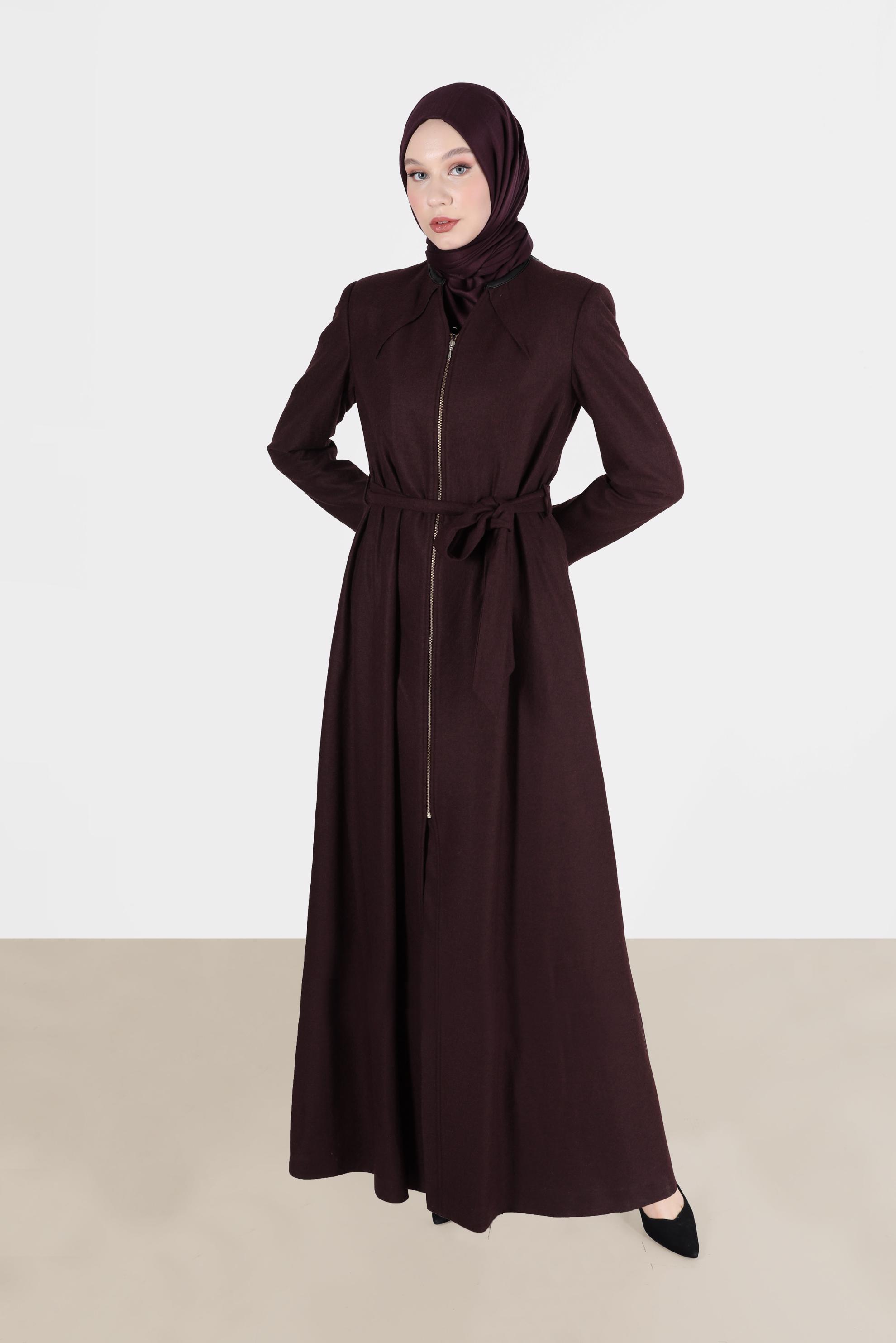 Vêtements hijab PRUNE MANTEAU MODESTE À FERMETURE ÉCLAIR 9336