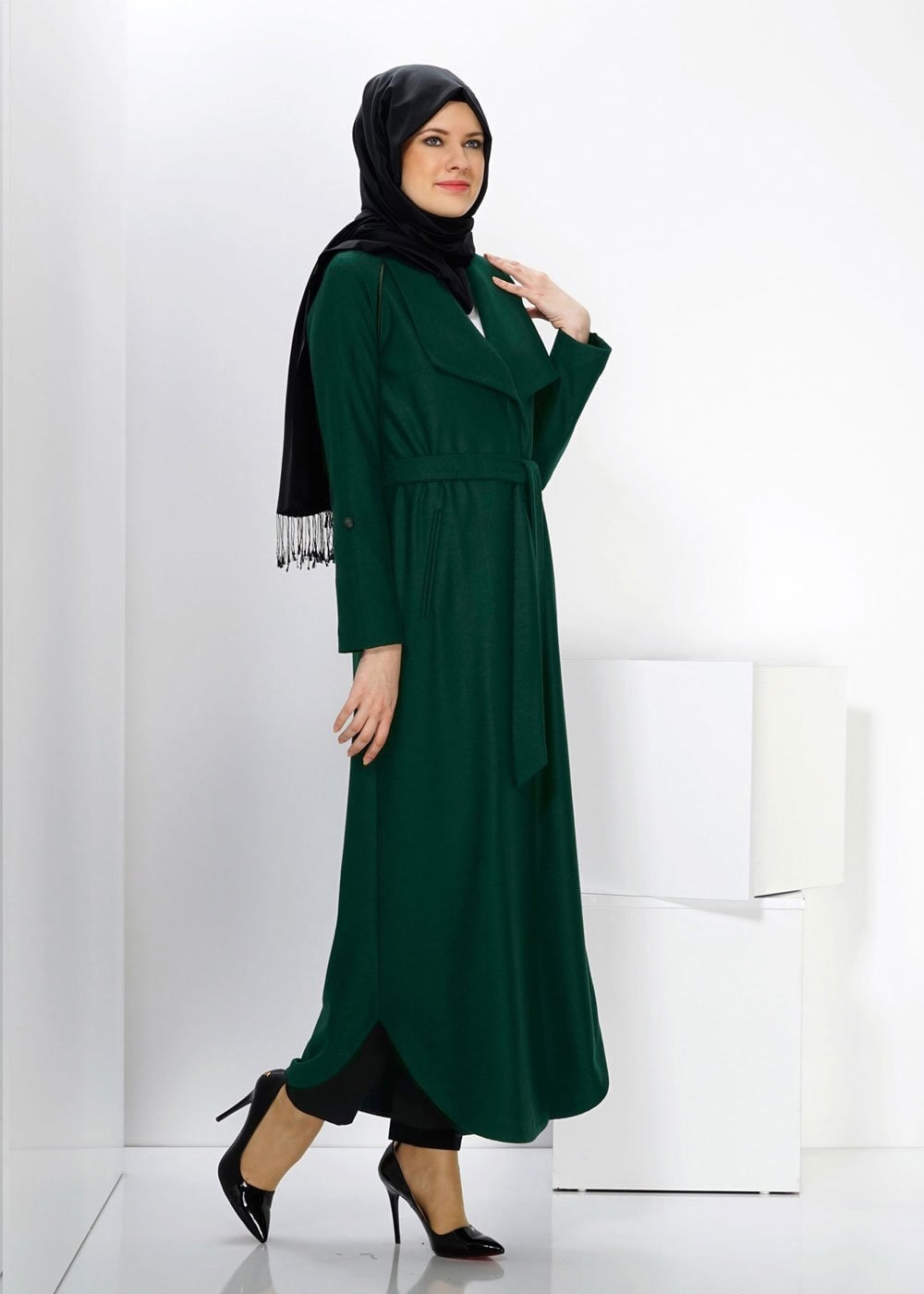 Tesettür giyim YEŞİL CEP DETAYLI MANTO 9337