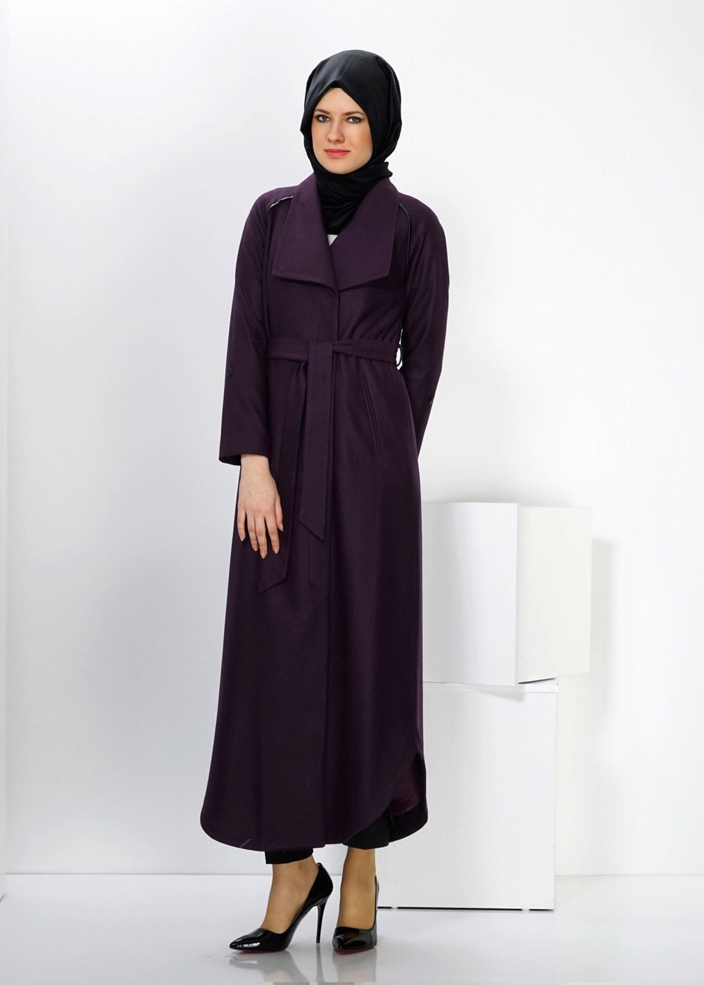 Tesettür giyim MOR CEP DETAYLI MANTO 9337