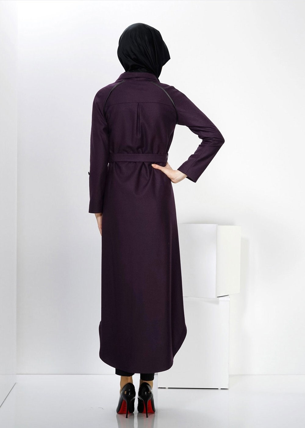 Tesettür giyim MOR CEP DETAYLI MANTO 9337