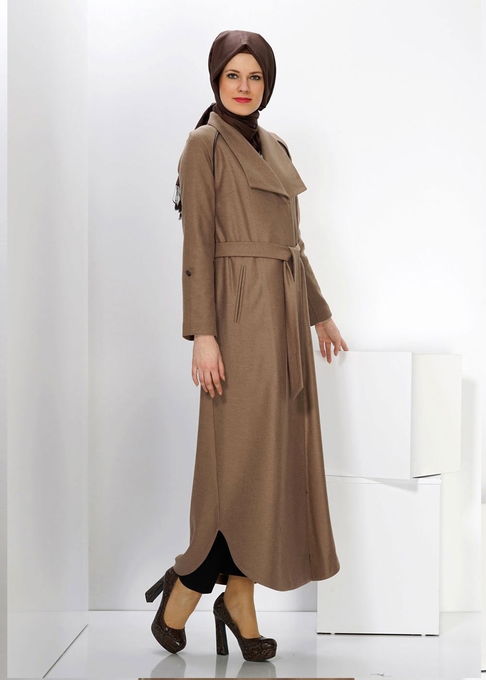 Tesettür giyim KAHVE CEP DETAYLI MANTO 9337