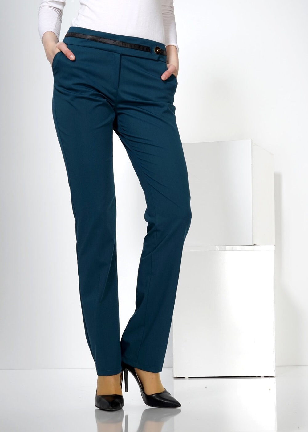 Tesettür giyim MAVİ KEMER DETAYLI PANTOLON 7772 