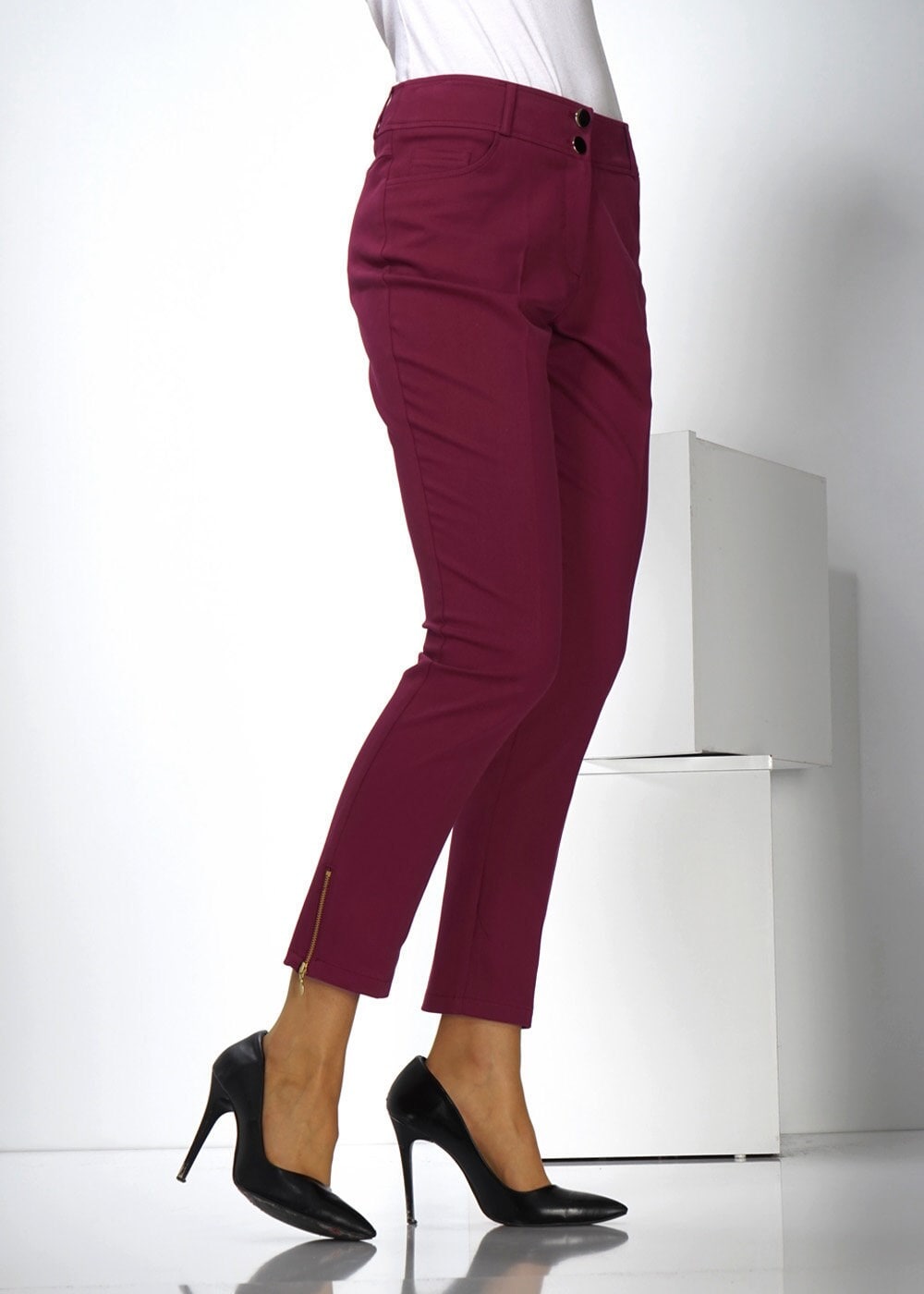 Tesettür giyim BORDO PAÇASI FERMUARLI DAR PAÇA PANTOLON 7784