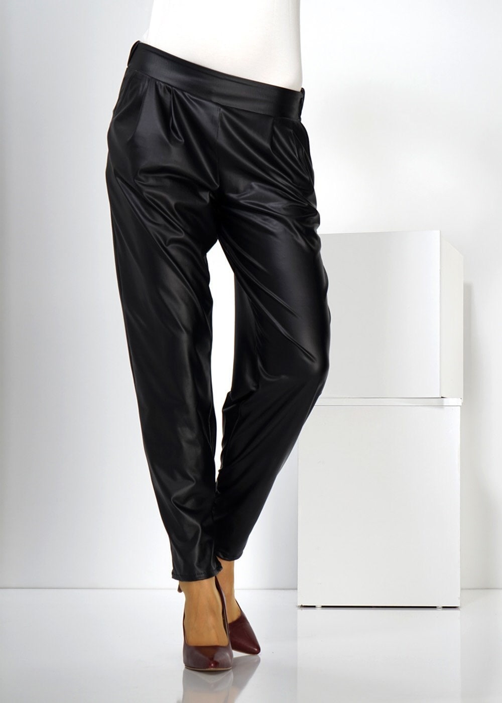 Tesettür giyim SİYAH PAÇASI FERMUARLI ŞALVAR KESİM PANTOLON 7799 