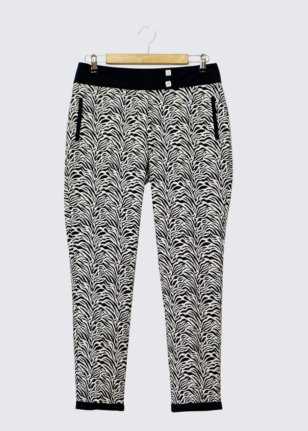 Tesettür giyim SİYAH DESENLİ DAR PAÇA PANTOLON 7802