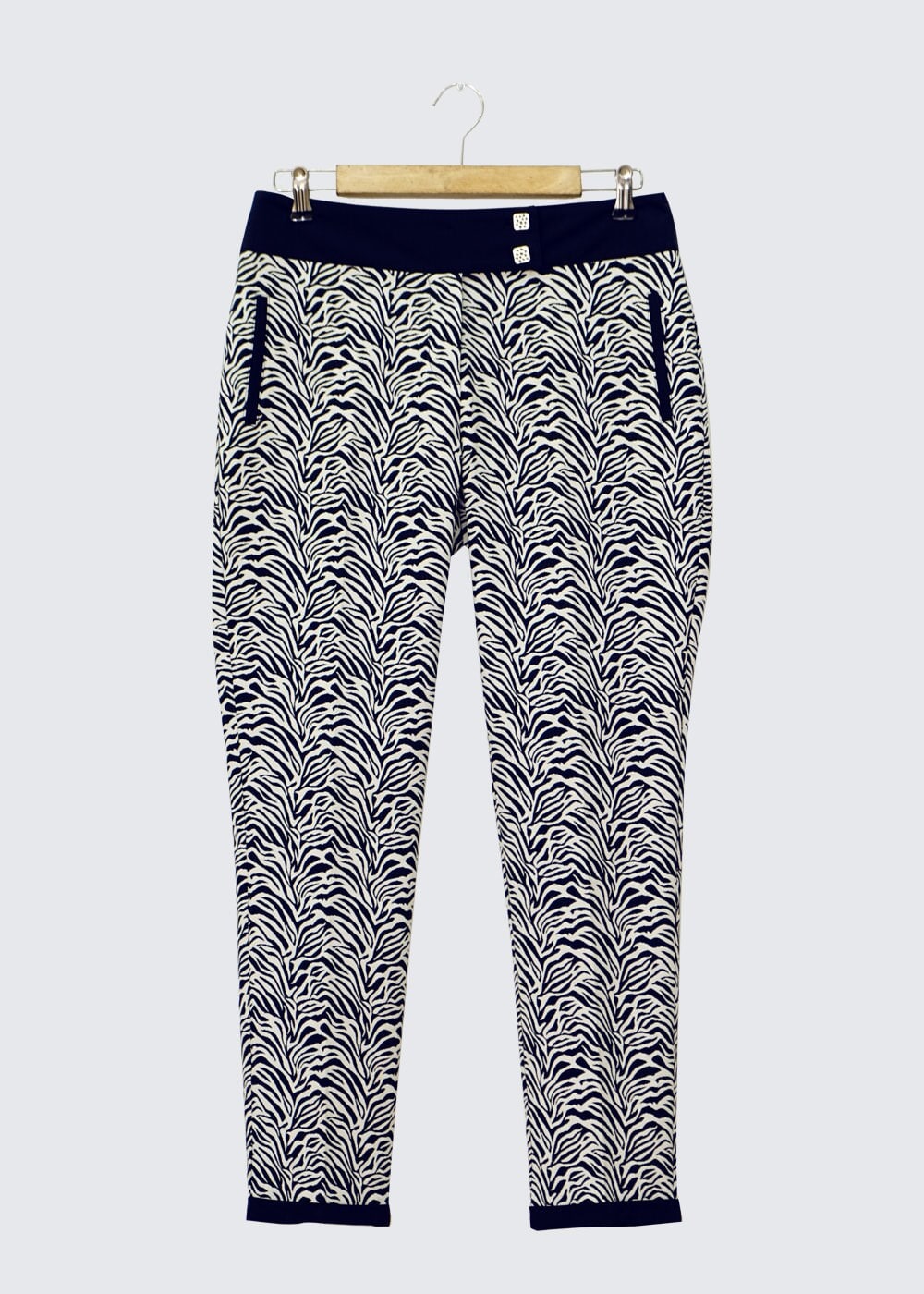 Tesettür giyim LACİVERT DESENLİ DAR PAÇA PANTOLON 7802