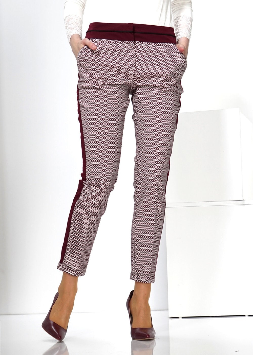 Tesettür giyim BORDO ETNİK DESENLİ PANTOLON 7807