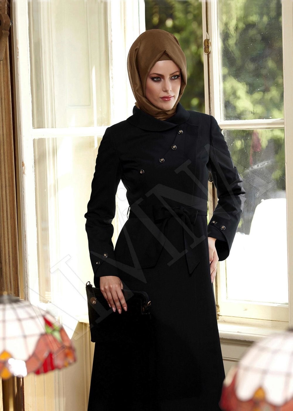 Tesettür giyim SİYAH FİYONK DETAYLI PARDESÜ 1385