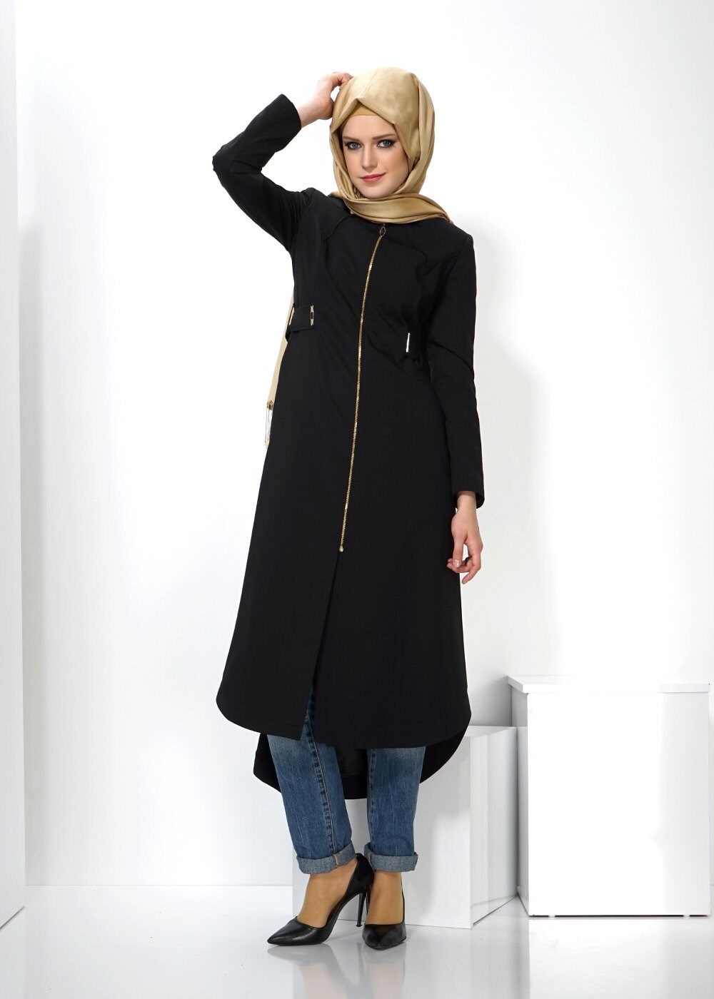 Tesettür giyim SİYAH FERMUARLI PARDESÜ 1391