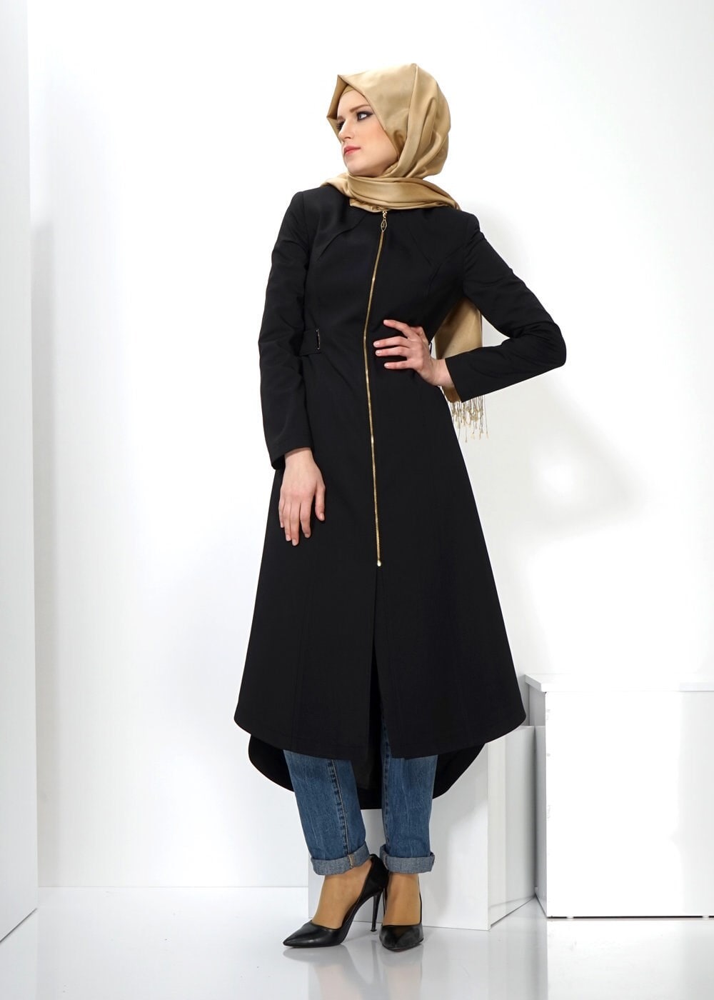 Tesettür giyim SİYAH FERMUARLI PARDESÜ 1391