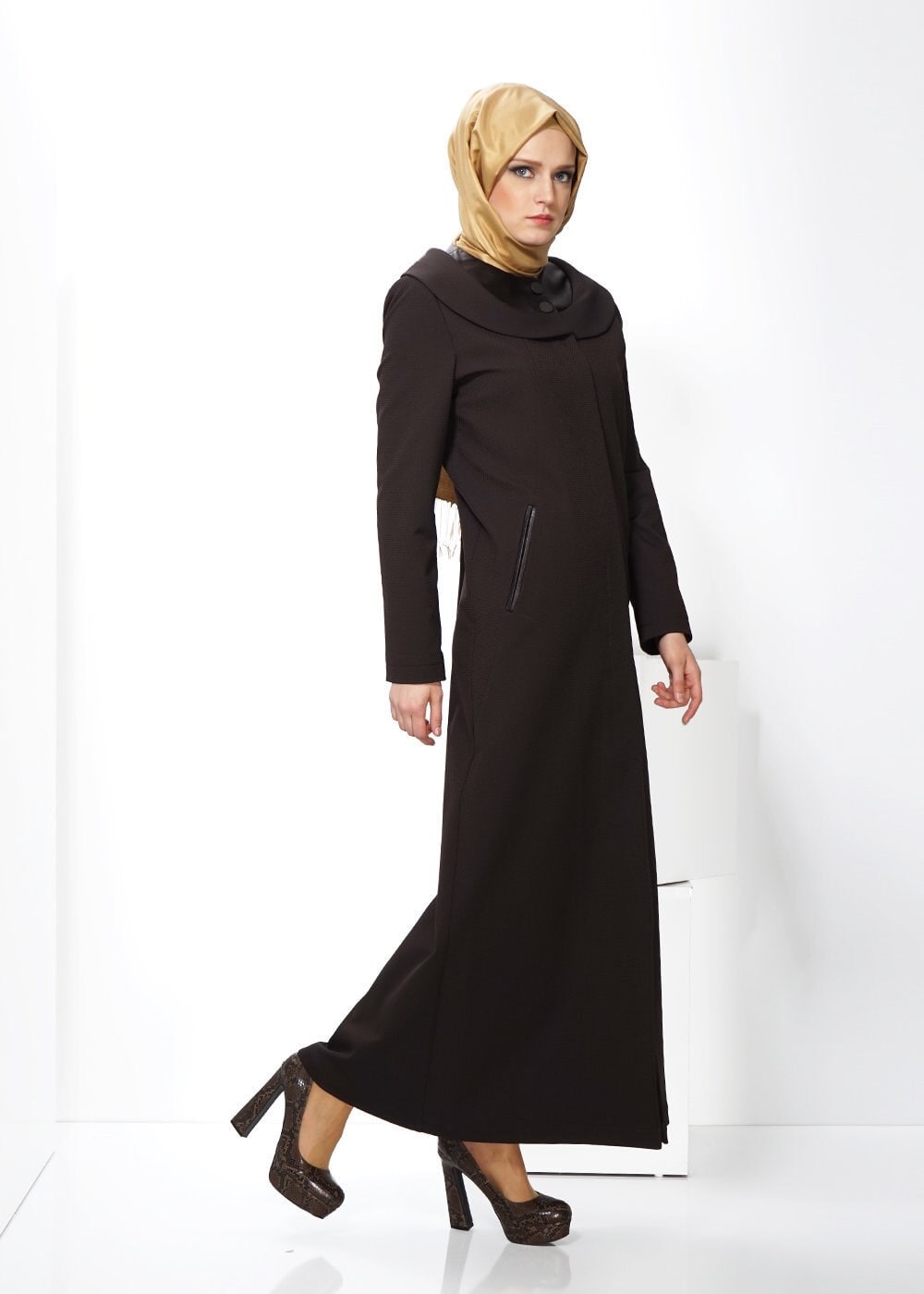 Tesettür giyim KAHVE CEP DETAYLI PARDESÜ 1422