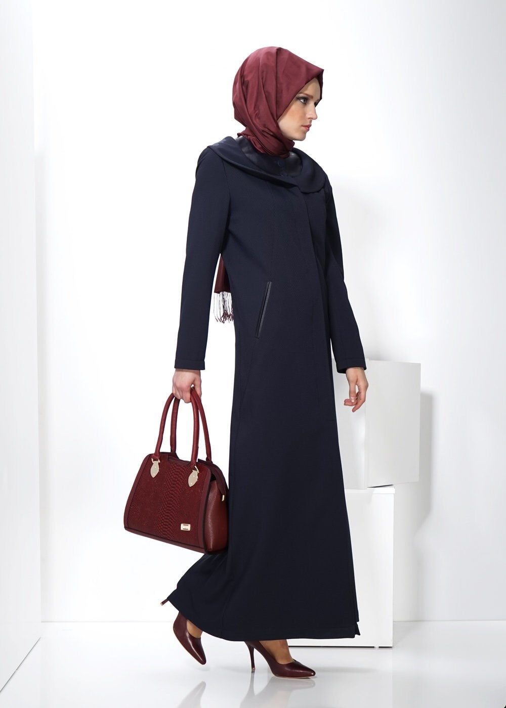 Tesettür giyim LACİVERT CEP DETAYLI PARDESÜ 1422