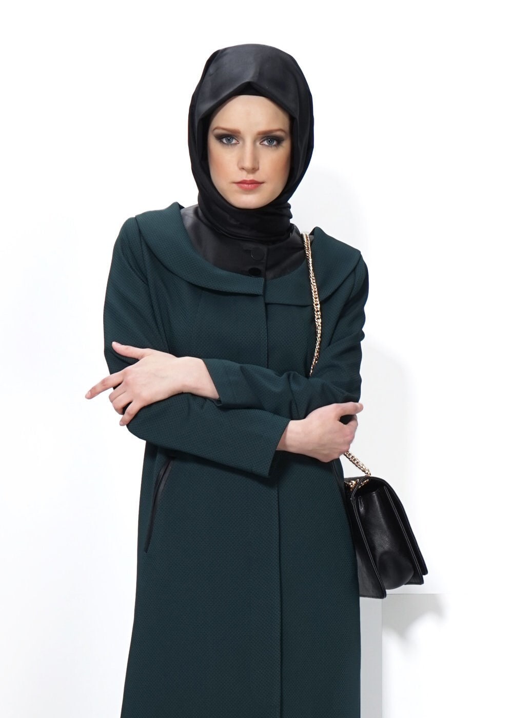 Tesettür giyim YEŞİL CEP DETAYLI PARDESÜ 1422