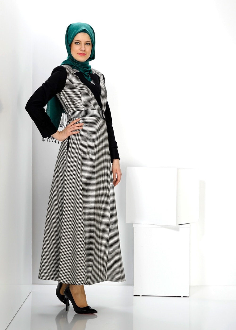 Tesettür giyim SİYAH 1423 PARDESÜ