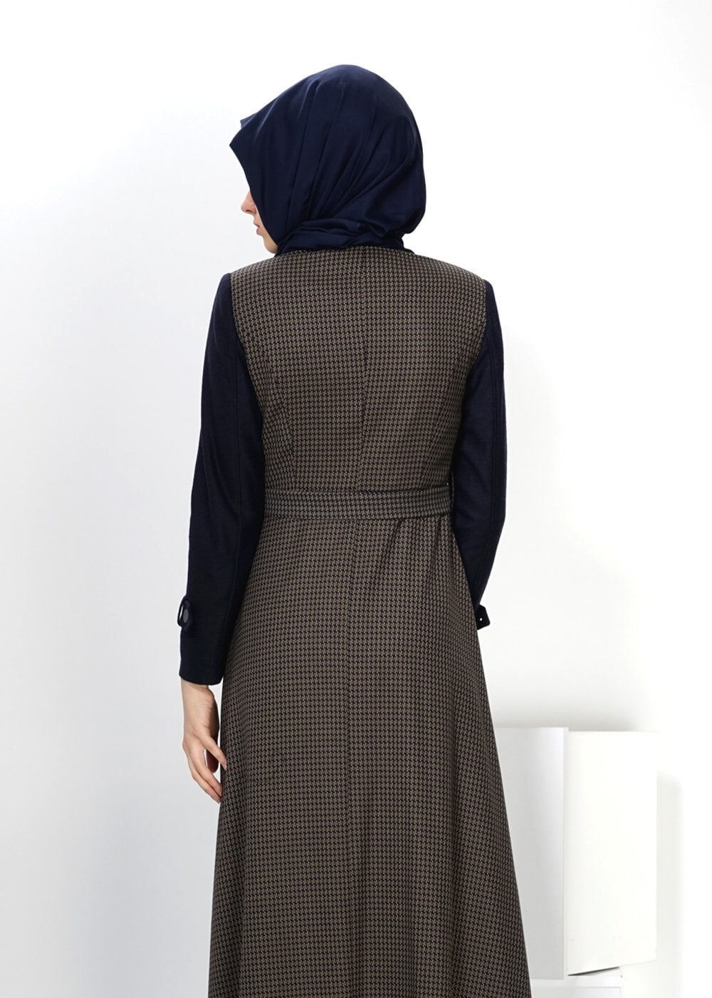 Tesettür giyim LACİVERT 1423 PARDESÜ