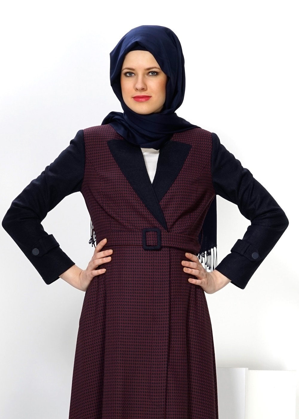 Tesettür giyim LACİVERT 1423 PARDESÜ