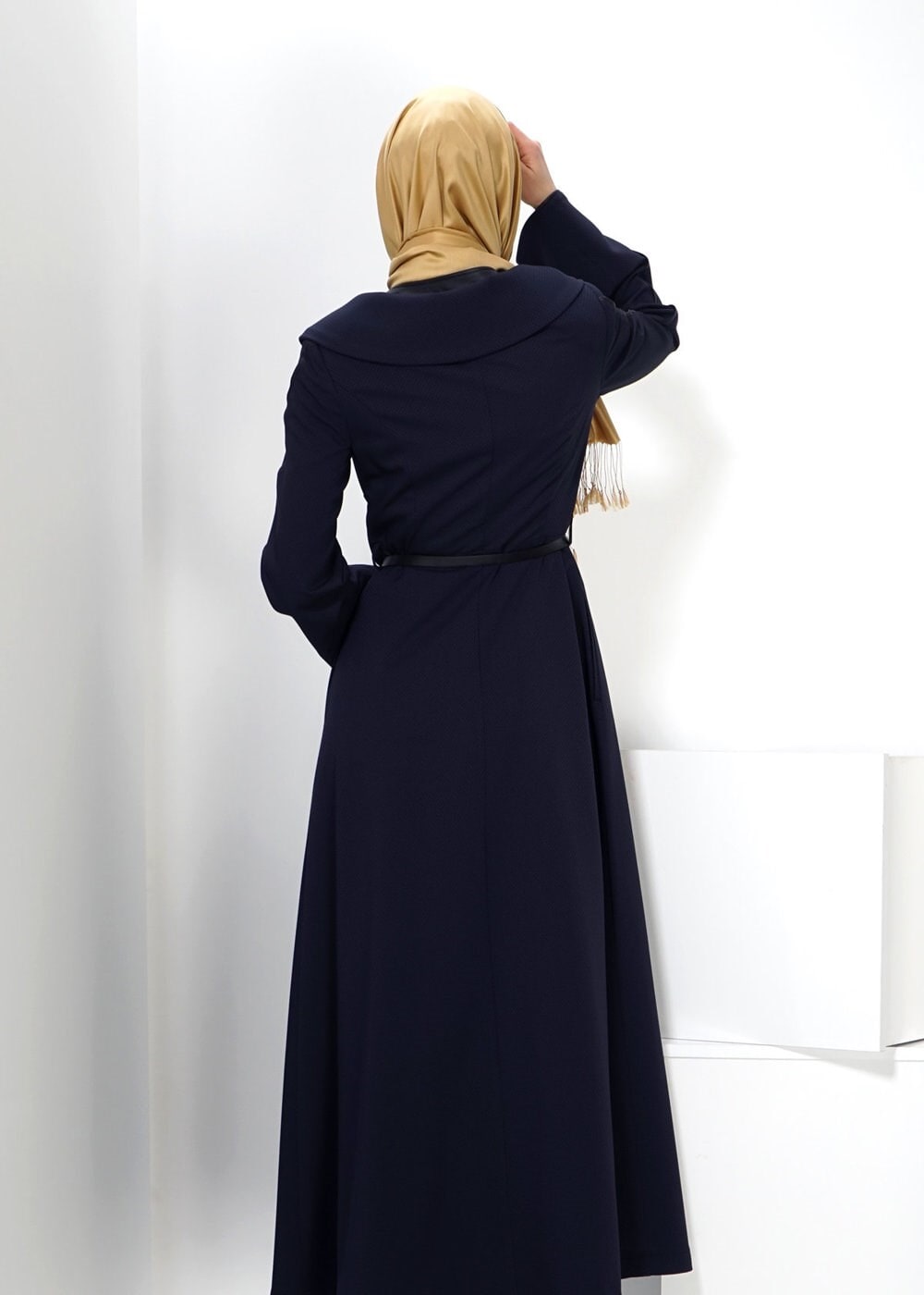 Tesettür giyim LACİVERT DÜĞMELİ PARDESÜ 1425