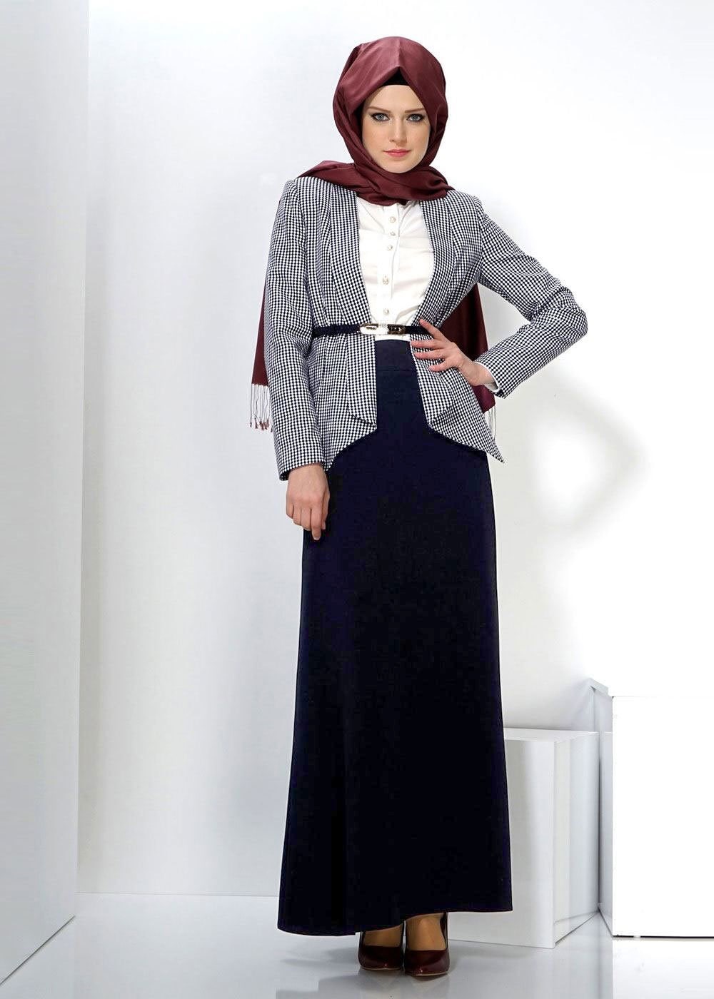 Hijab clothing NAVY BLUE CHECK SKIRT SUIT 3060E 