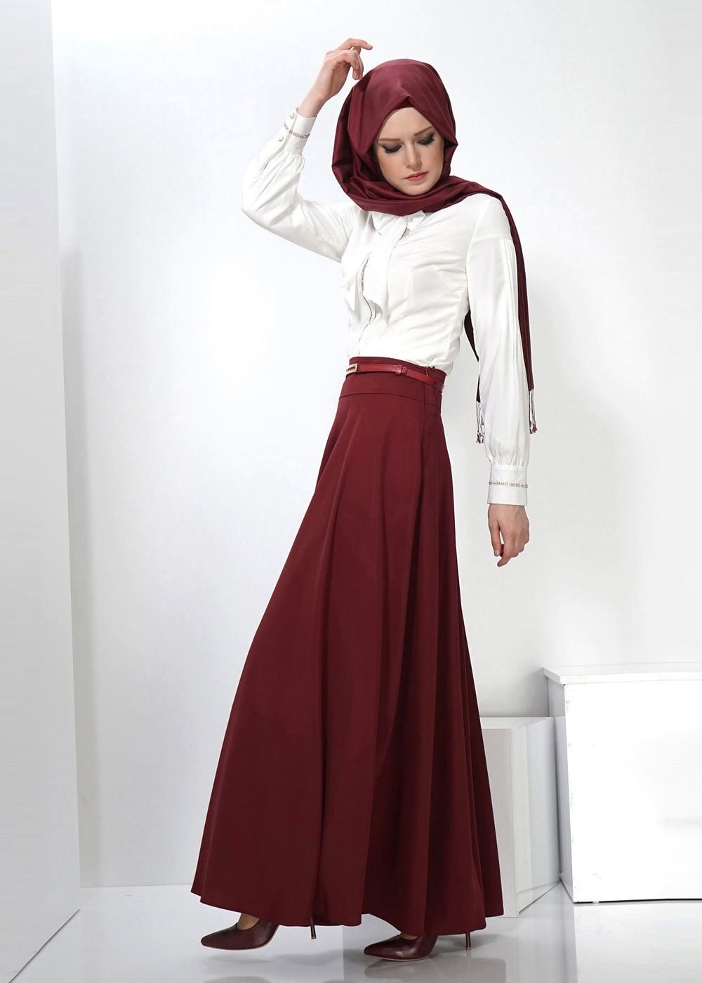 Tesettür giyim BORDO 4410 ETEKLİ TAKIM