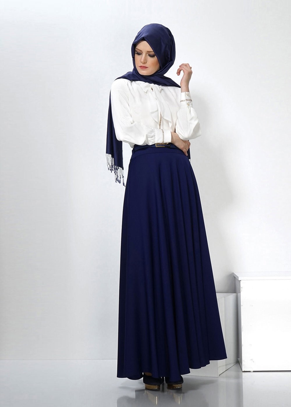 Tesettür giyim MAVİ 4410 ETEKLİ TAKIM