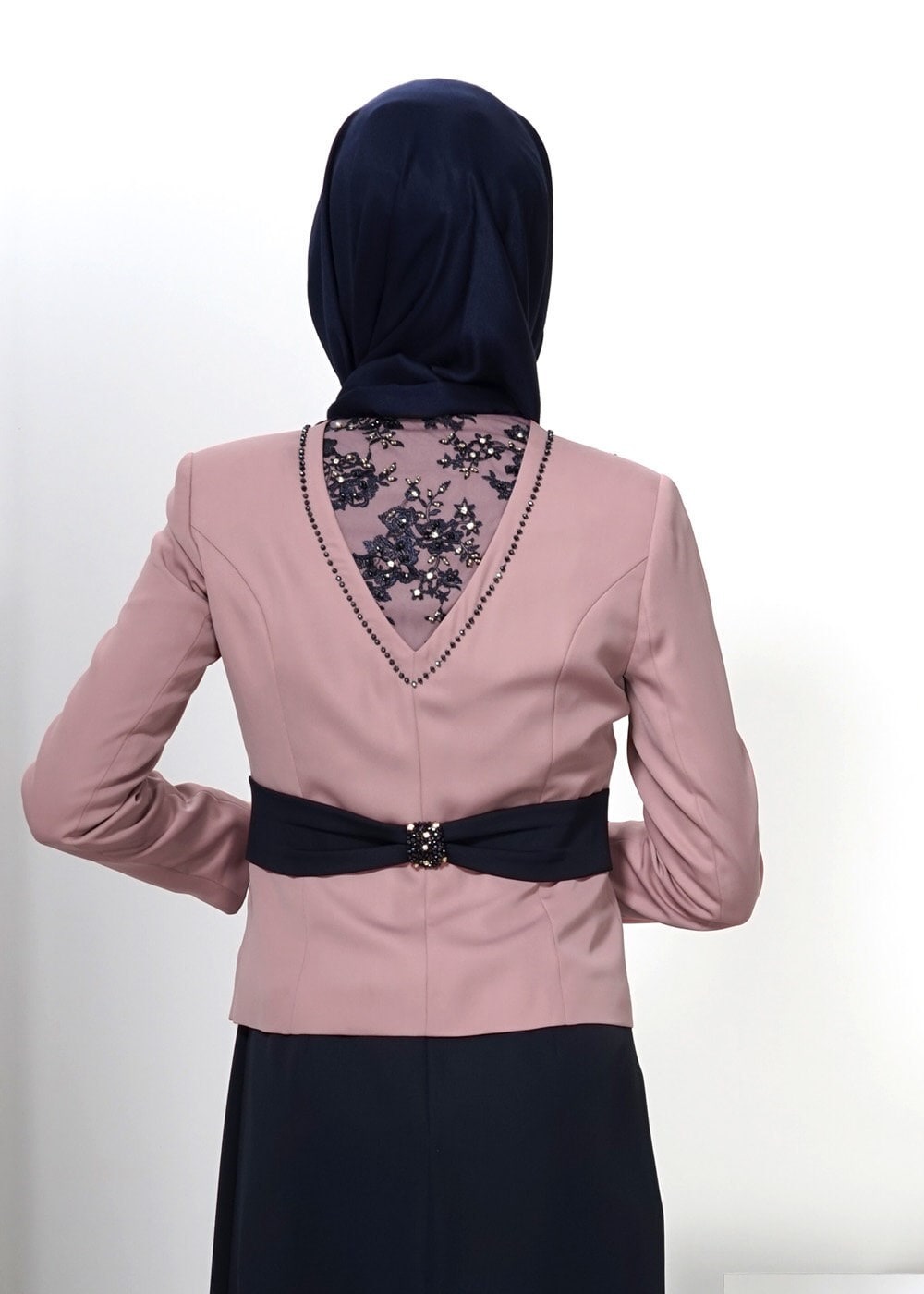 Tesettür giyim PEMBE İŞLEMELİ ELBİSELİ TAKIM 3032