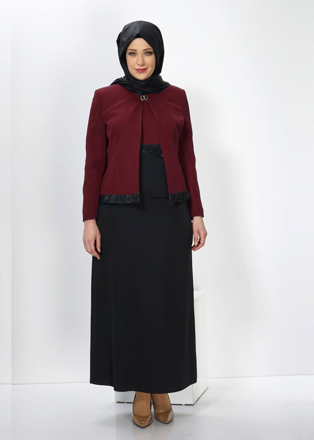 Vêtements hijab ROUGE BORDEAUX COSTUME & ROBE 3058