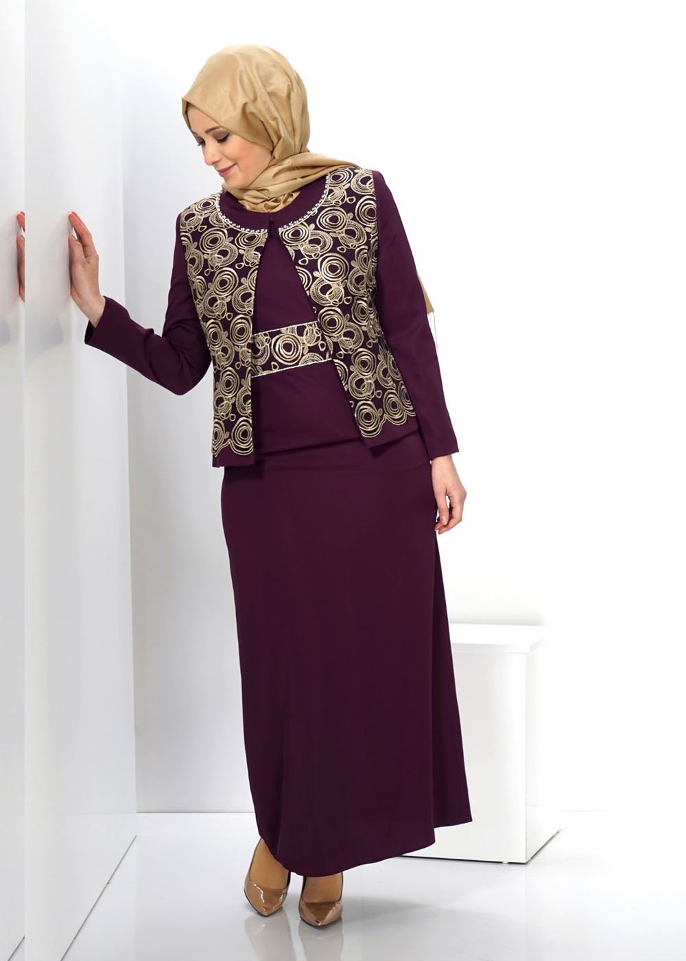 Hijab clothing PURPLE EMBELLISHED DRESS SUIT 3069 