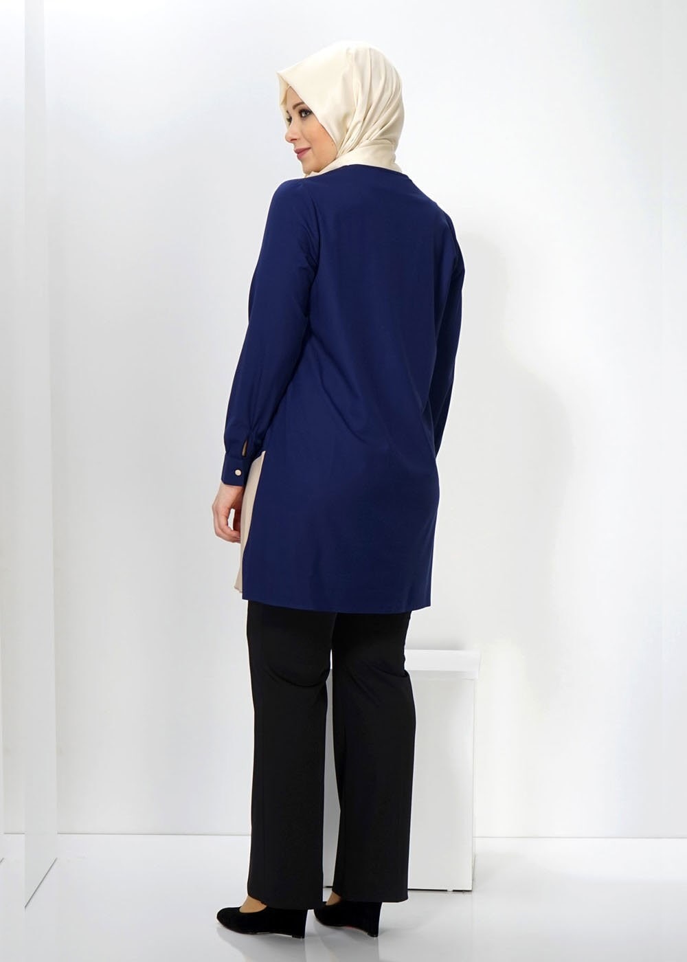 Tesettür giyim LACİVERT RENK BLOKLU TUNİK 2421 