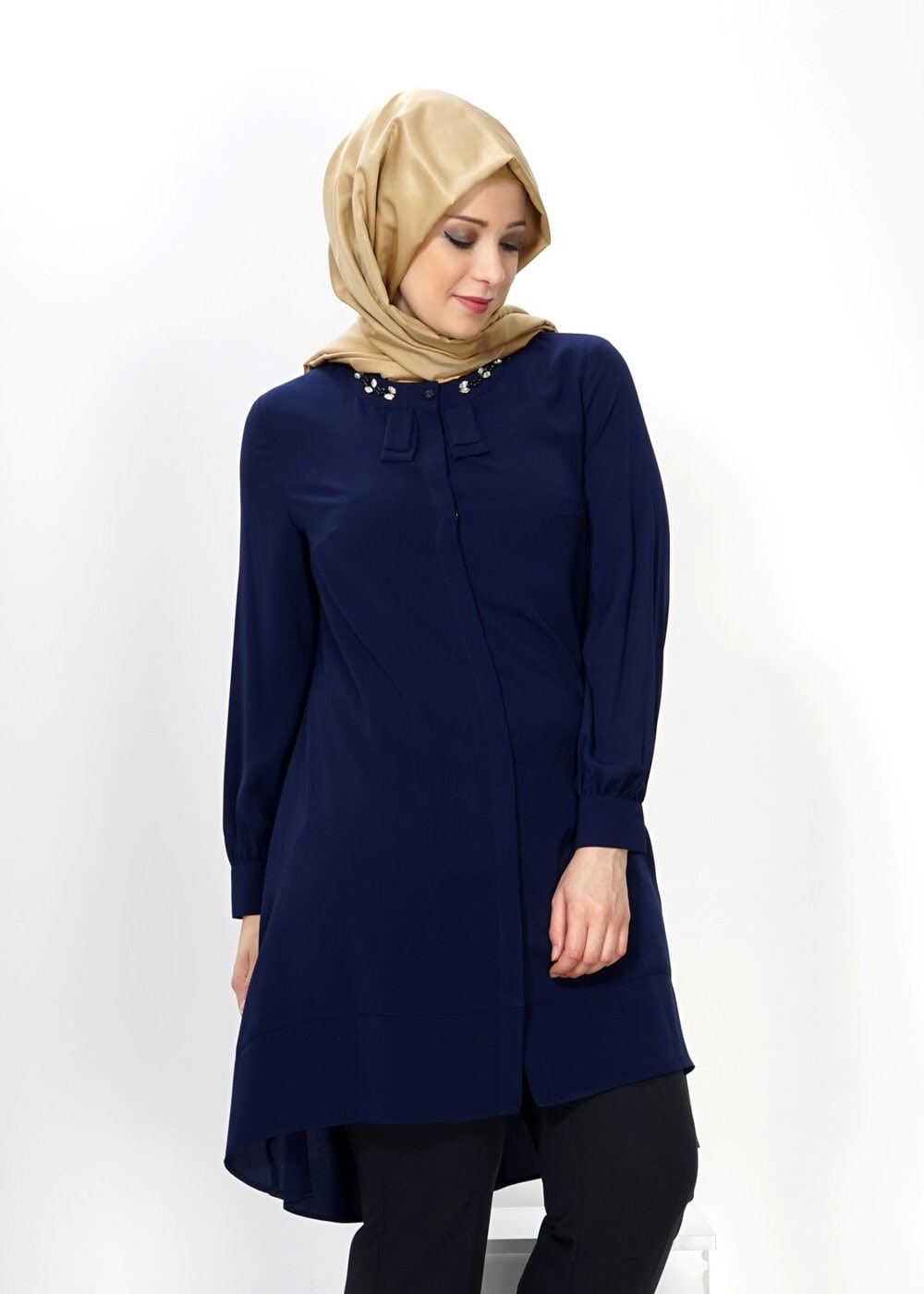 Tesettür giyim LACİVERT ASİMETRİK KESİM TUNİK 2426