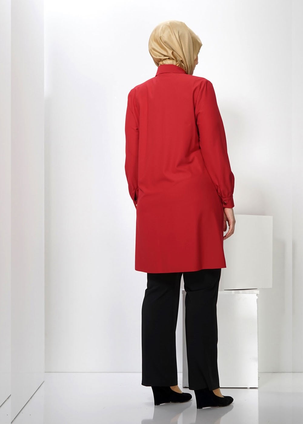 Tesettür giyim KIRMIZI GÖMLEK YAKA TUNİK 2427