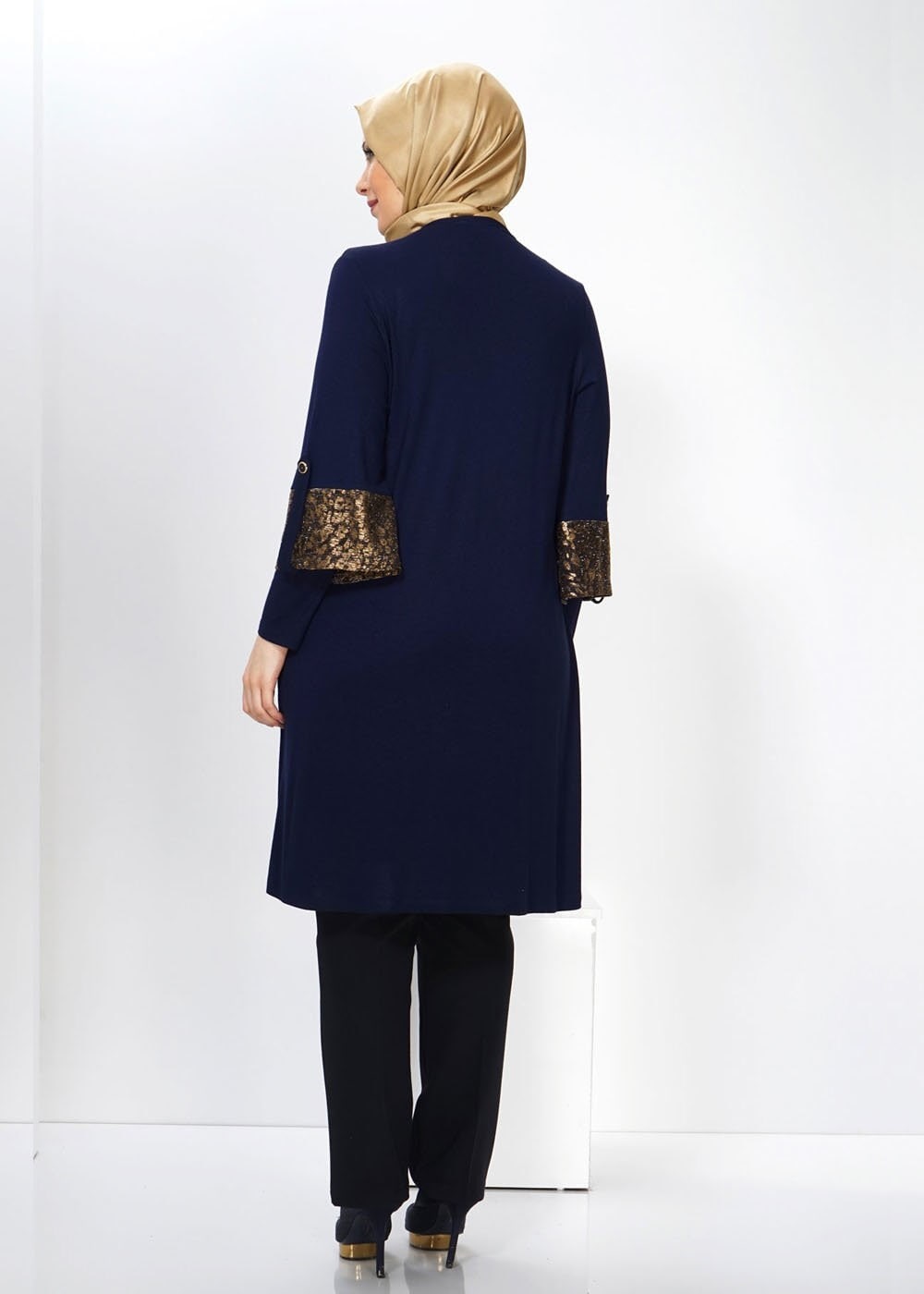 Tesettür giyim LACİVERT BAĞLAMA DETAYLI İKİLİ TUNİK 2430