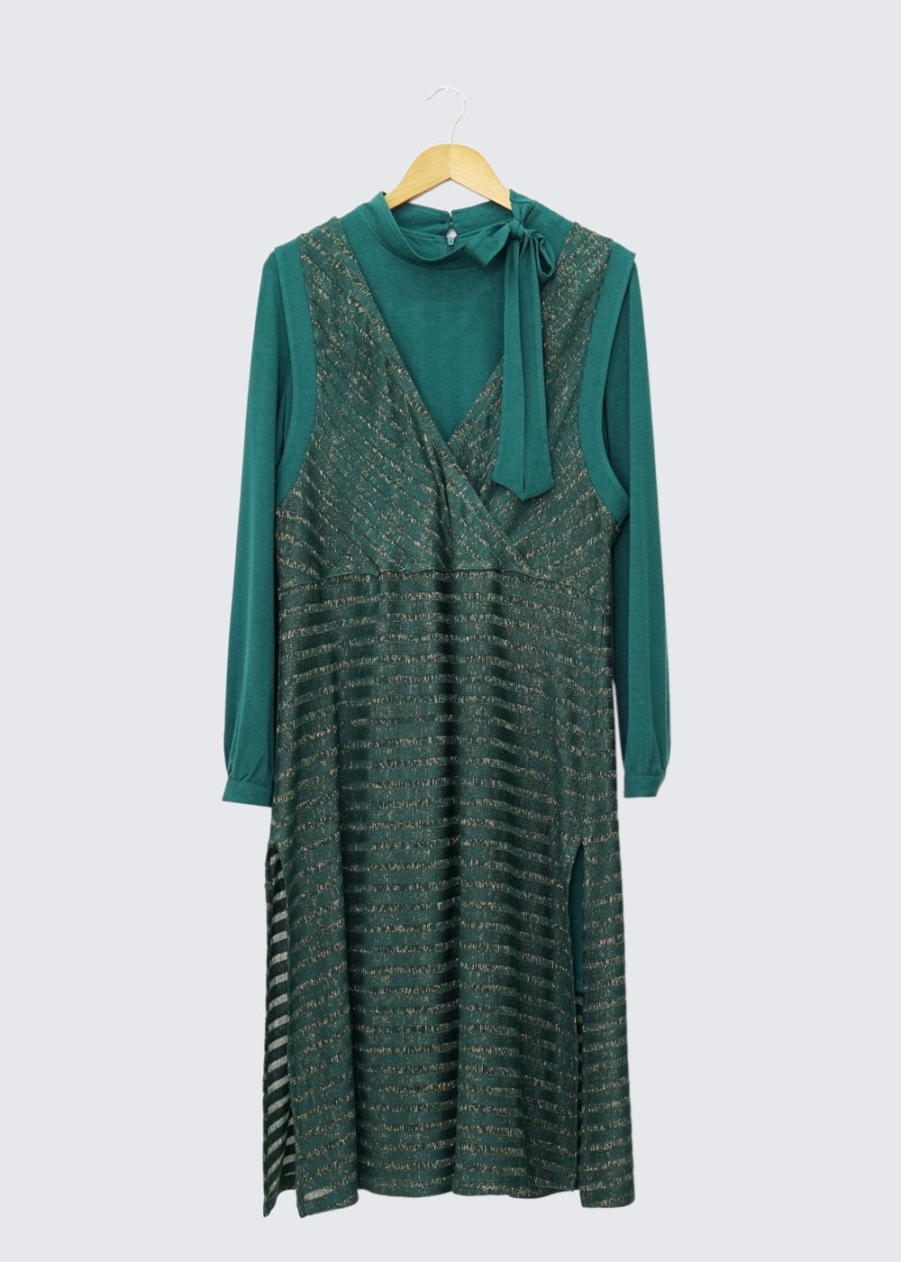 Tesettür giyim YEŞİL BAĞLAMA DETAYLI TUNİK 2438 