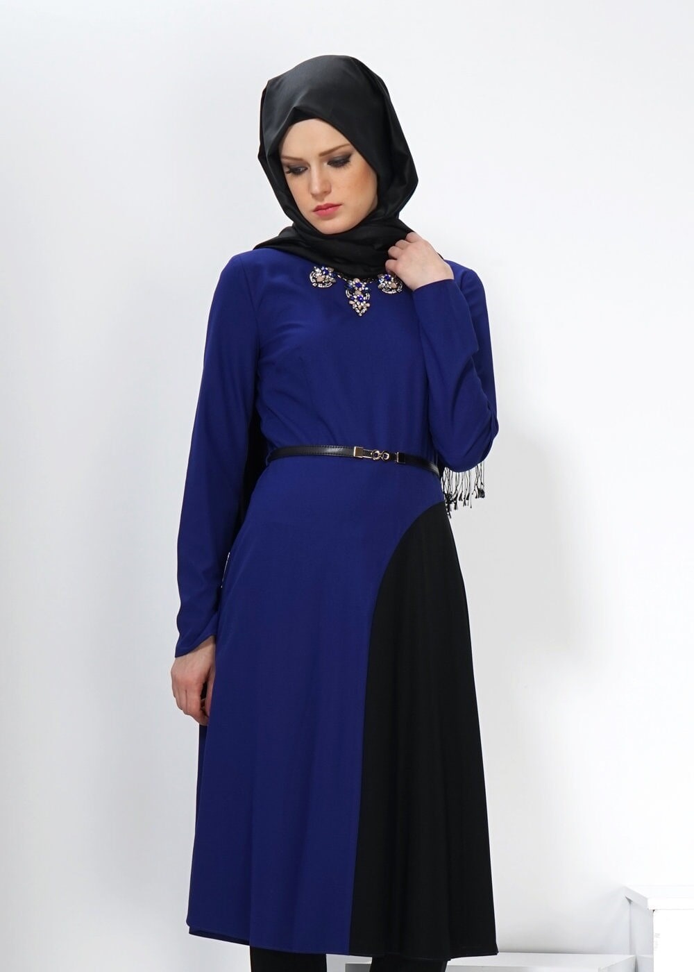 Tesettür giyim MAVİ RENK BLOKLU TUNİK 4320