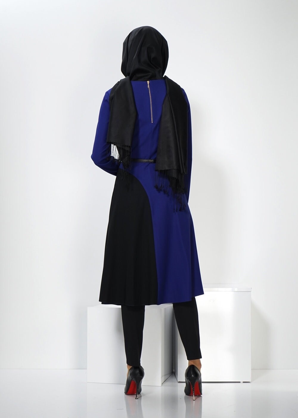 Tesettür giyim MAVİ RENK BLOKLU TUNİK 4320