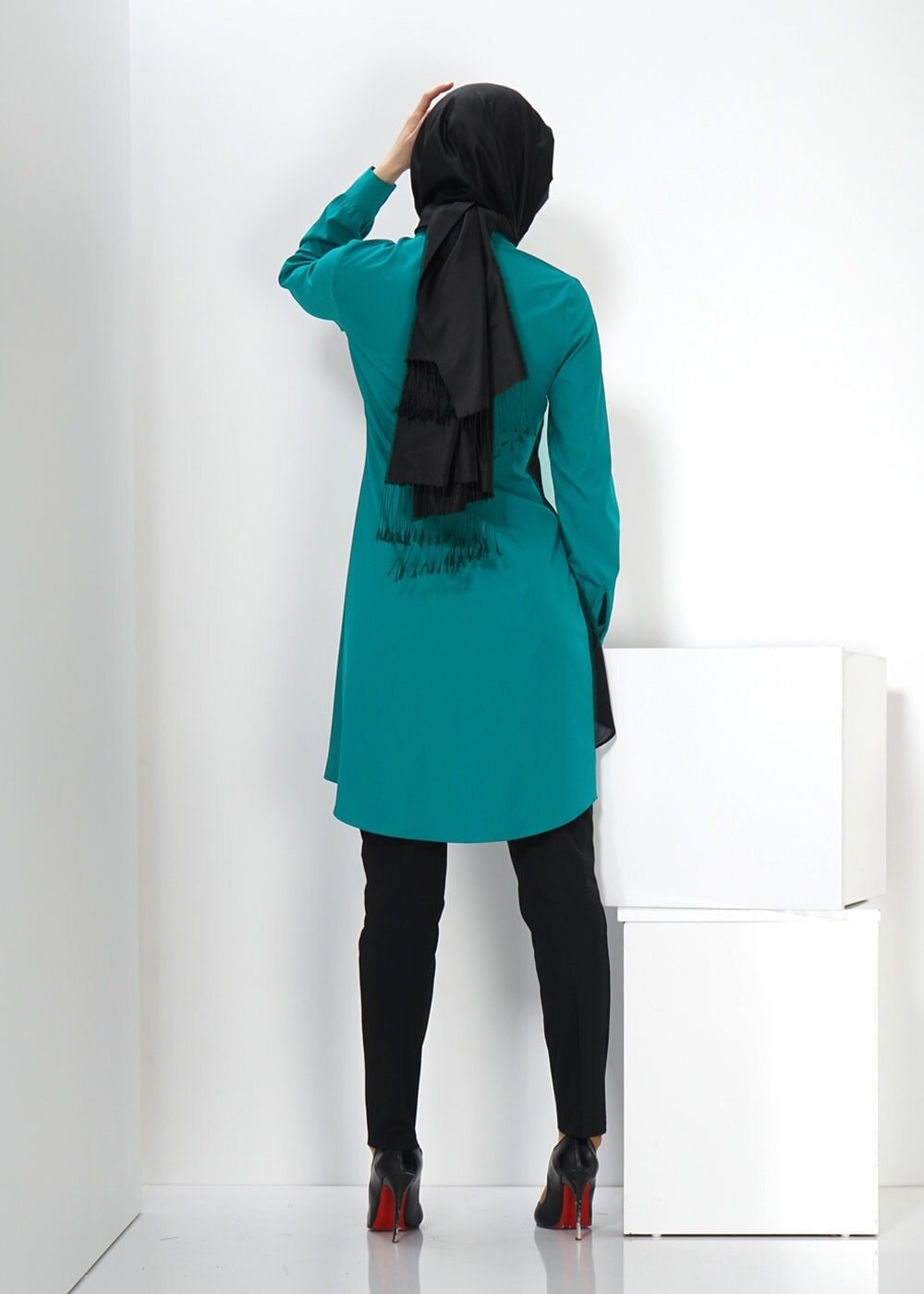 Tesettür giyim MAVİ GÖMLEK YAKA DÜĞMELİ TUNİK 4323 