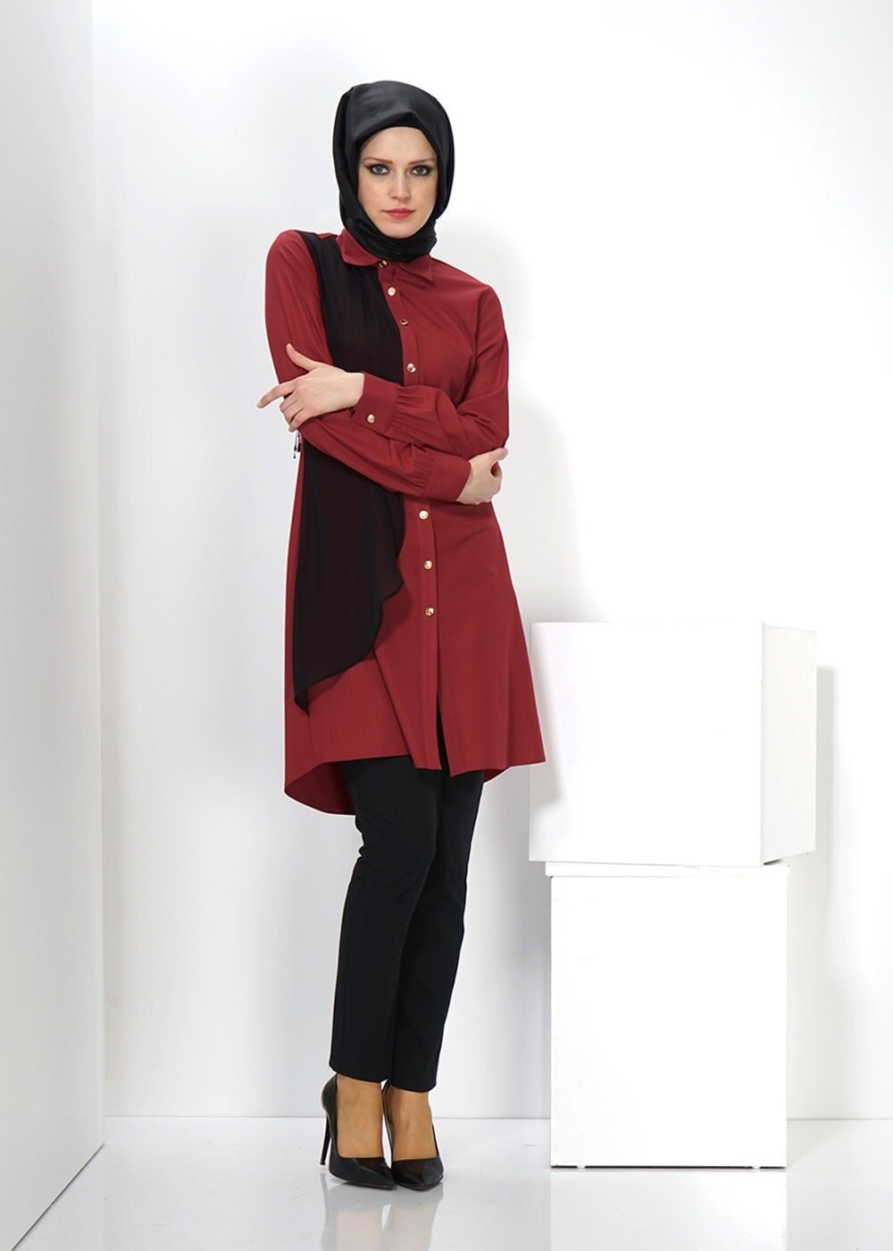 Tesettür giyim BORDO GÖMLEK YAKA DÜĞMELİ TUNİK 4323 