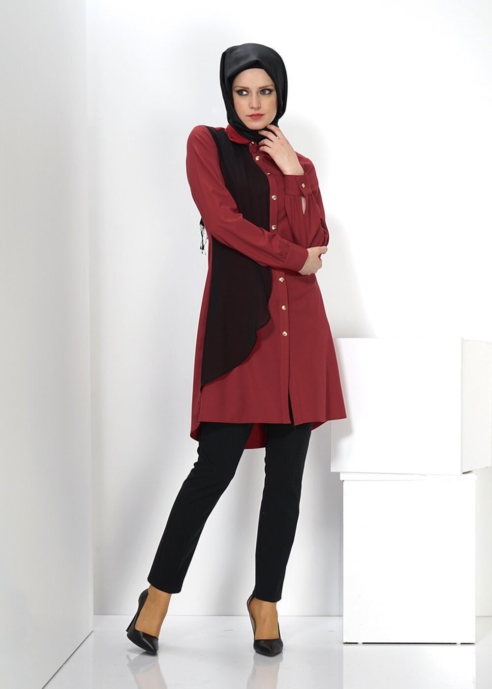 Tesettür giyim BORDO GÖMLEK YAKA DÜĞMELİ TUNİK 4323 