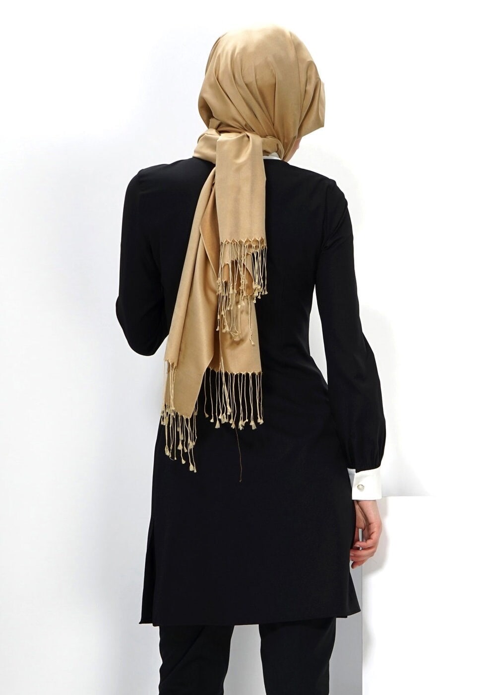 Tesettür giyim SİYAH GÖMLEK YAKA DÜĞMELİ TUNİK 4336 