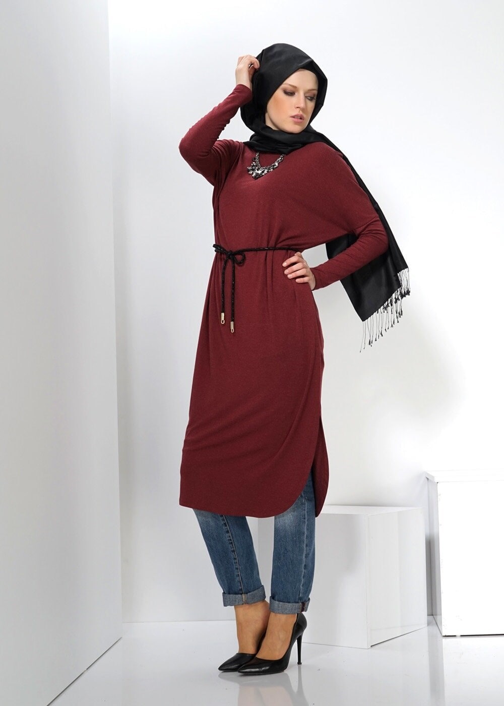 Tesettür giyim BORDO YANI YIRTMAÇLI TUNİK  4349 