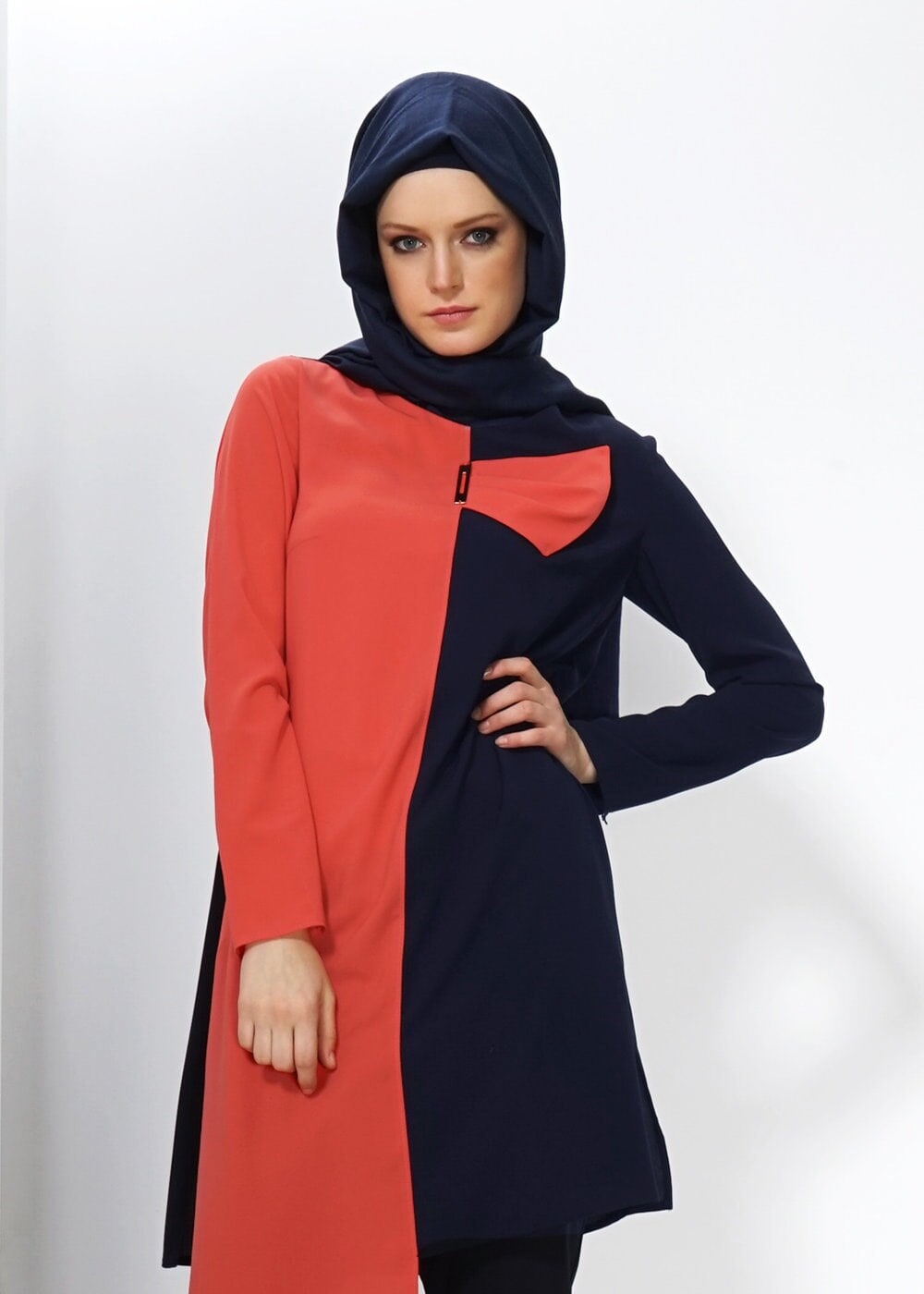 Tesettür giyim LACİVERT RENK BLOKLU TUNİK 4393