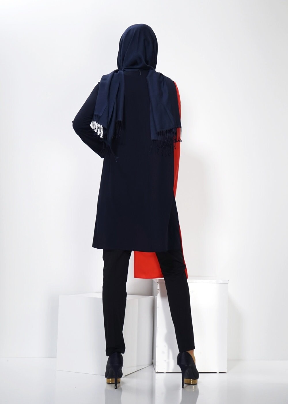 Tesettür giyim LACİVERT RENK BLOKLU TUNİK 4393